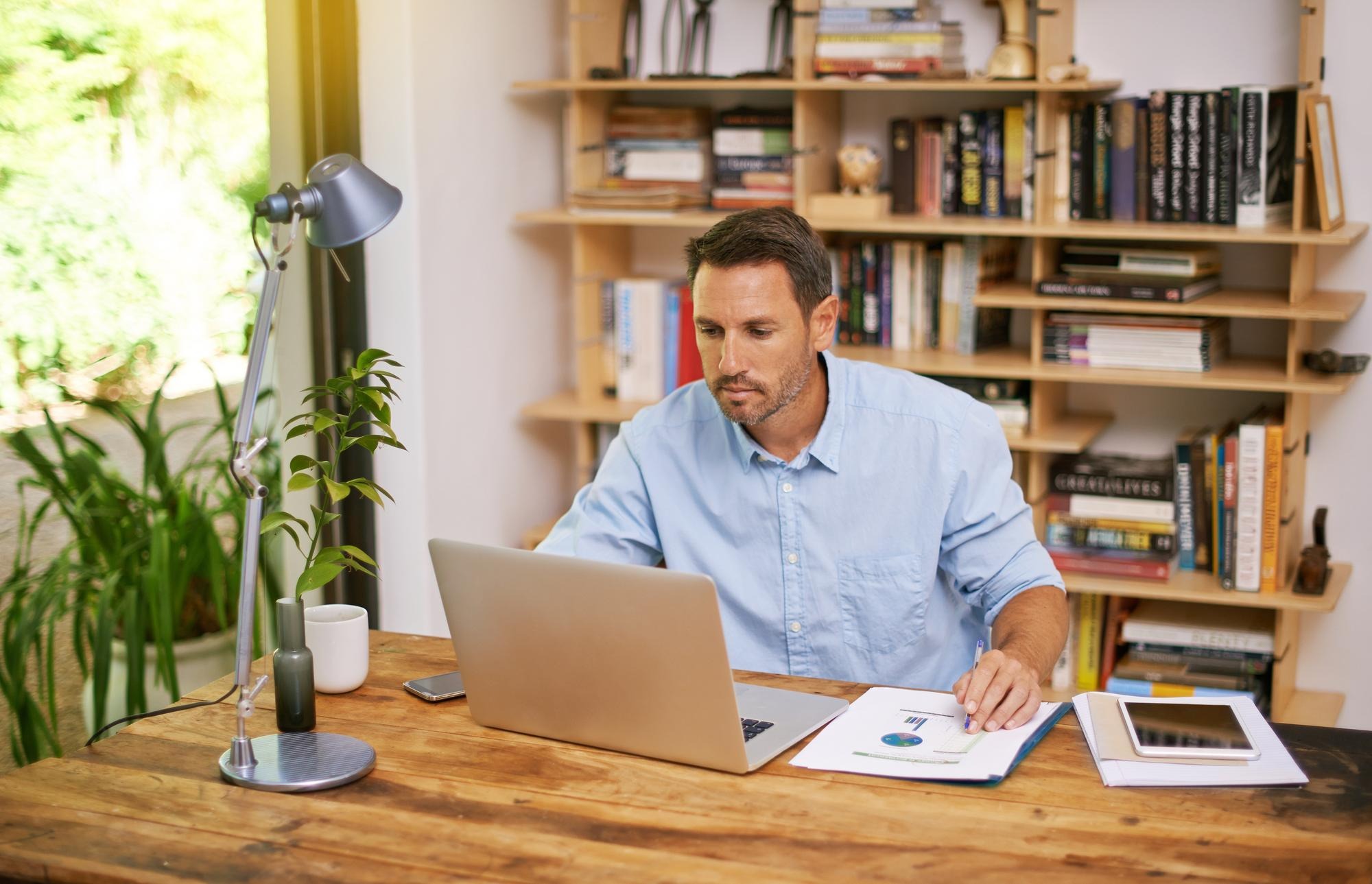 A Clear Guide to Publishing Your First Book in 2026 (UK Edition)